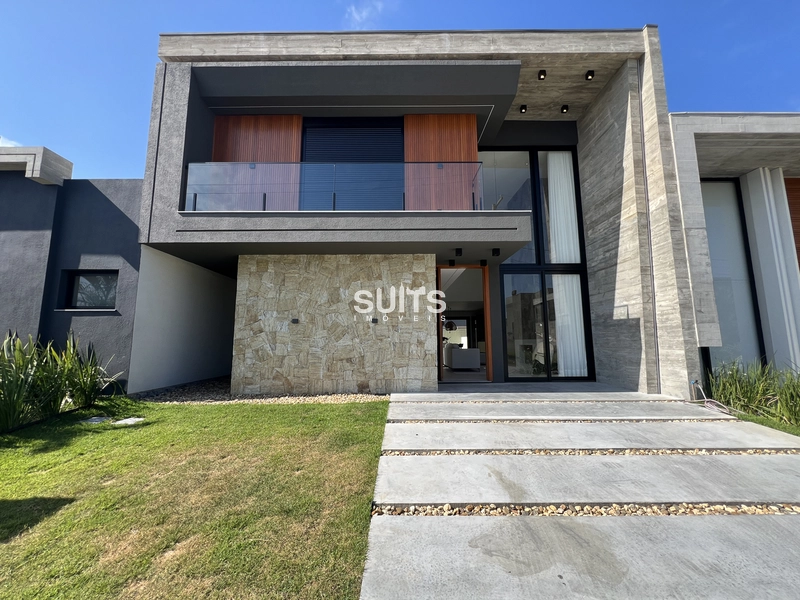 Sobrado imponente à venda no condomínio Sunset, em Xangri-lá.: 1ª foto da galeria de imagens do imóvel