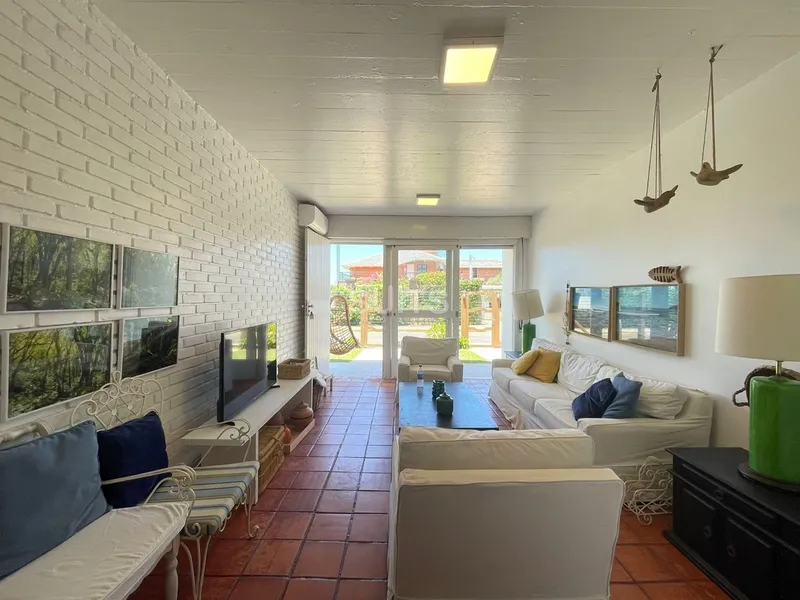 Apartamento com pé na areia  na divisa de Capão e  Atlântida: 2ª foto da galeria de imagens do imóvel