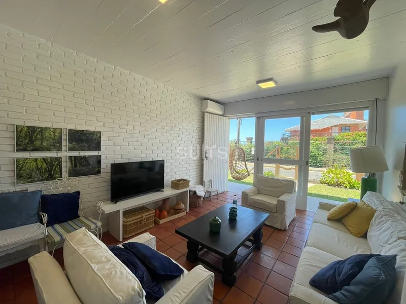 Apartamento com pé na areia  na divisa de Capão e  Atlântida: 3ª foto da galeria de imagens do imóvel