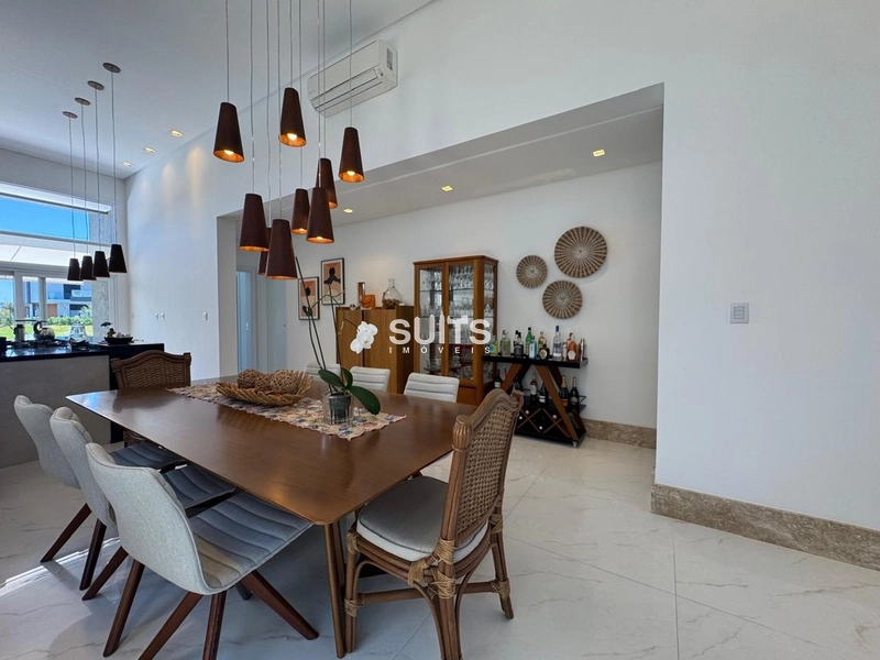 Excelente casa com linda vista para o lago no condomínio Riviera: 11ª foto da galeria de imagens do imóvel