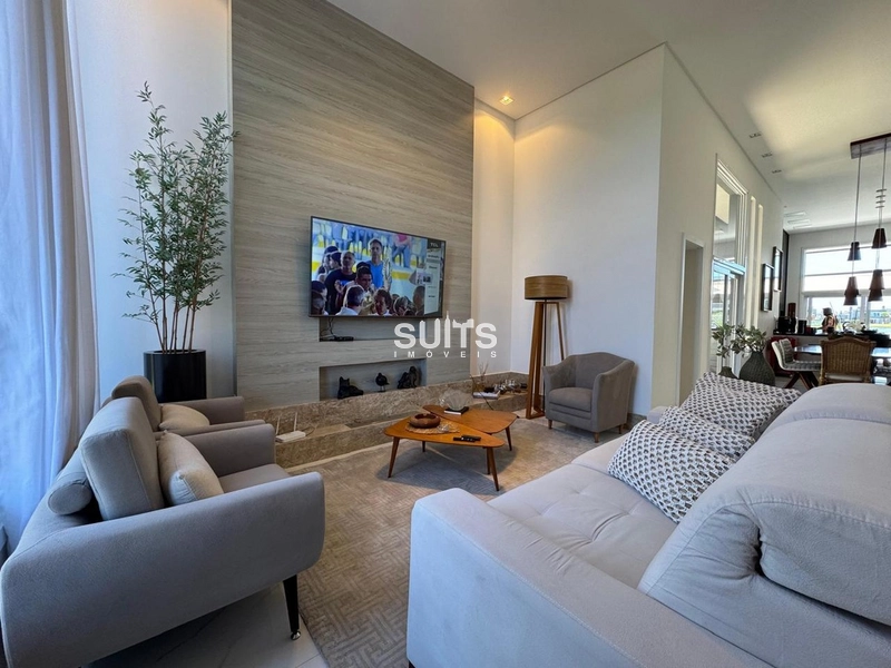 Excelente casa com linda vista para o lago no condomínio Riviera: 4ª foto da galeria de imagens do imóvel