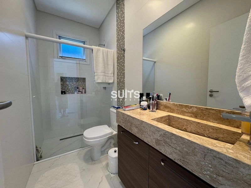 Excelente casa com linda vista para o lago no condomínio Riviera: 31ª foto da galeria de imagens do imóvel