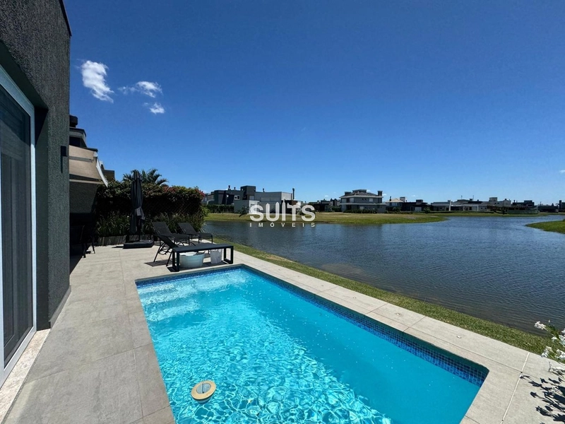 Excelente casa com linda vista para o lago no condomínio Riviera: 16ª foto da galeria de imagens do imóvel