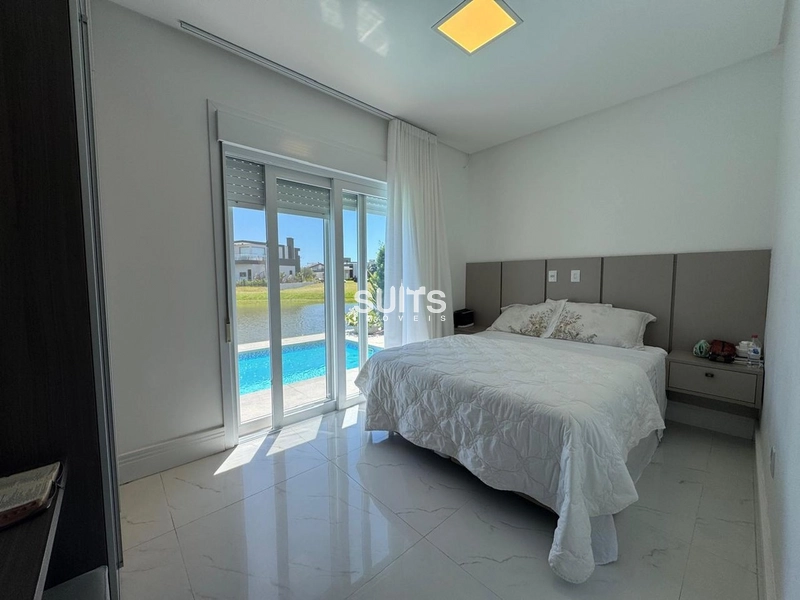 Excelente casa com linda vista para o lago no condomínio Riviera: 28ª foto da galeria de imagens do imóvel