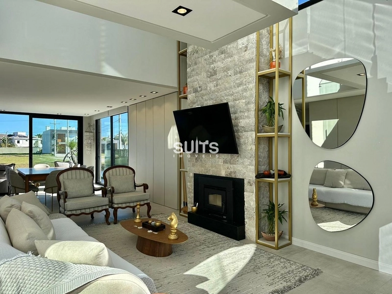 Excelente sobrado beira lago no condomínio Sunset: 3ª foto da galeria de imagens do imóvel