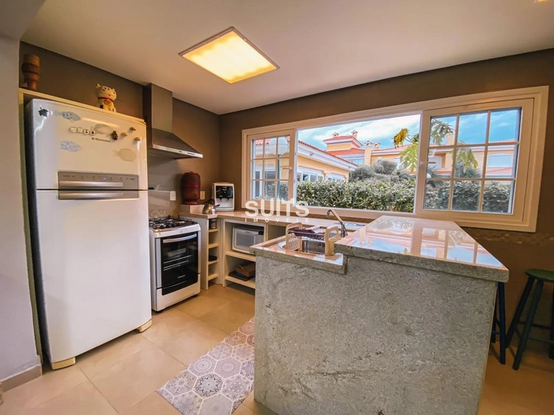 Lindo sobrado à venda no condomínio Villas Resort: 12ª foto da galeria de imagens do imóvel