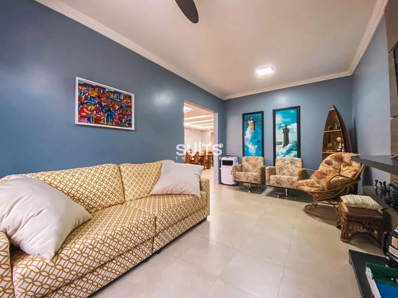 Lindo sobrado à venda no condomínio Villas Resort: 3ª foto da galeria de imagens do imóvel