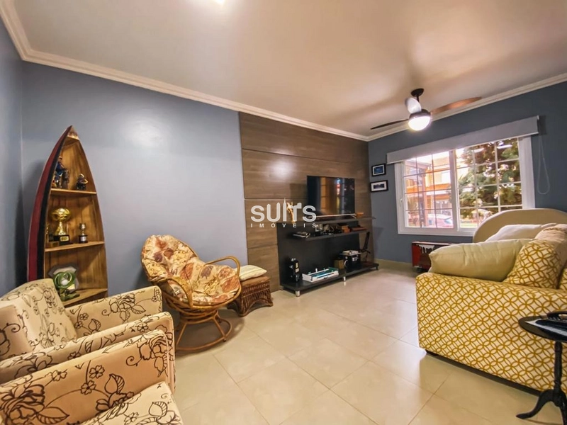 Lindo sobrado à venda no condomínio Villas Resort: 4ª foto da galeria de imagens do imóvel