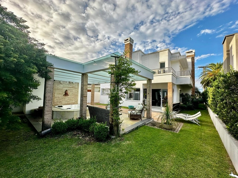 Excelente sobrado à venda no Bosques de Atlântida : 13ª foto da galeria de imagens do imóvel