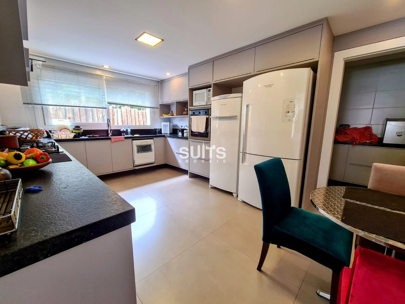 Excelente sobrado à venda no condomínio Quintas do lago: 17ª foto da galeria de imagens do imóvel