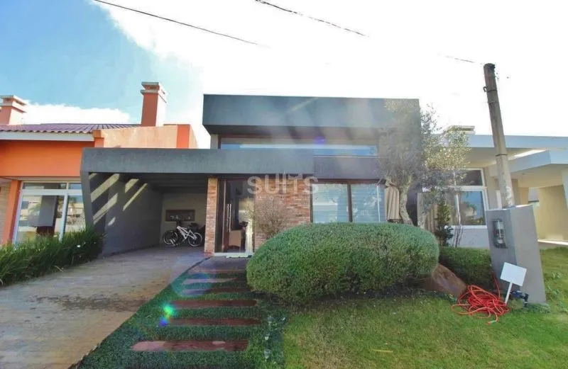 Linda Casa à venda no condomínio Las Palmas: 3ª foto da galeria de imagens do imóvel