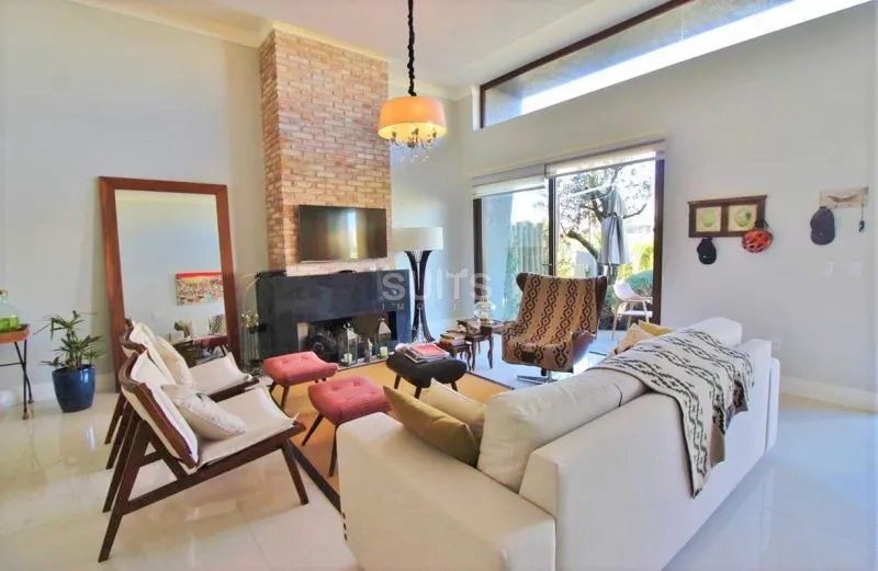 Linda Casa à venda no condomínio Las Palmas: 6ª foto da galeria de imagens do imóvel