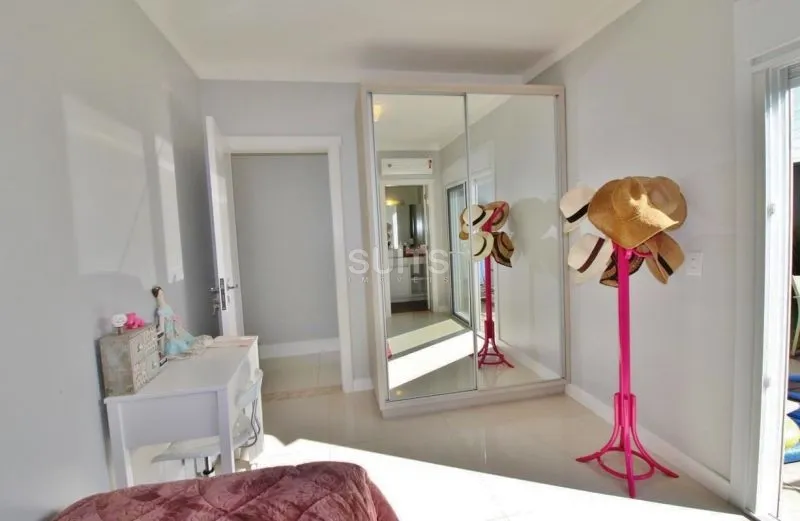 Linda Casa à venda no condomínio Las Palmas: 21ª foto da galeria de imagens do imóvel