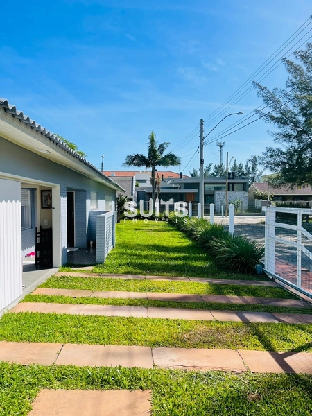 Lindíssima casa de esquina na praia de Atlântida em Xangri-Lá: 6ª foto da galeria de imagens do imóvel