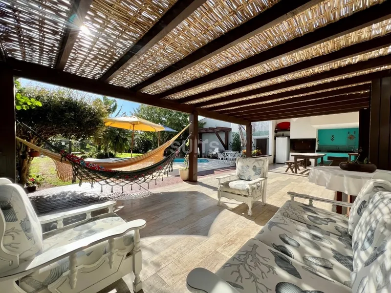 Sobrado com piscina próximo ao mar no Centro de Xangri-Lá: 7ª foto da galeria de imagens do imóvel