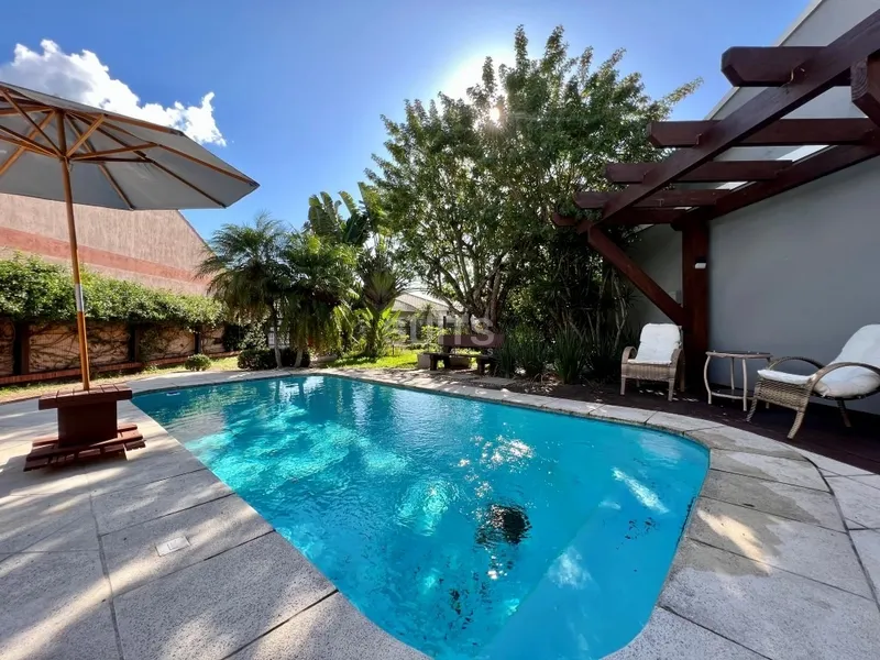 Sobrado com piscina próximo ao mar no Centro de Xangri-Lá: 4ª foto da galeria de imagens do imóvel