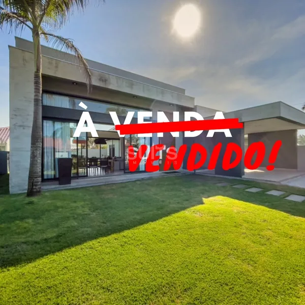 Incrível residência na praia de Atlântida em Xangri-Lá: 1ª foto da galeria de imagens do imóvel