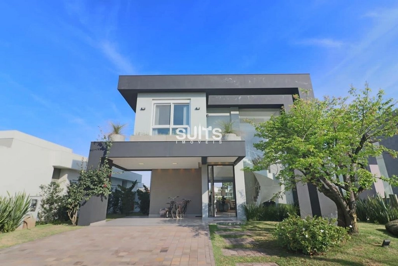 Excelente sobrado na beira lago no condomínio Malibu: 2ª foto da galeria de imagens do imóvel