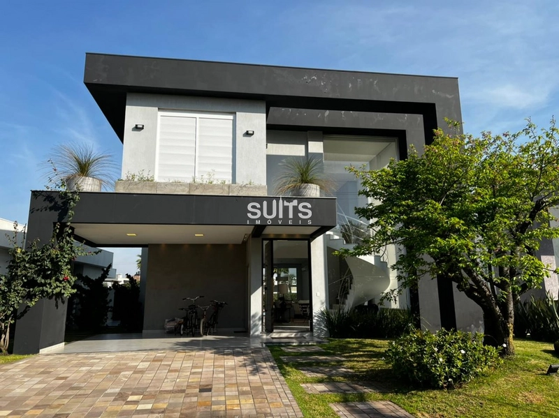 Excelente sobrado na beira lago no condomínio Malibu: 3ª foto da galeria de imagens do imóvel