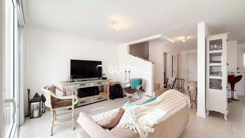 Excelente casa beira lago à venda no condomínio Páteo Marbella: 3ª foto da galeria de imagens do imóvel