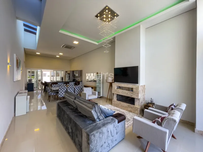 Linda Casa à venda no condomínio Las Palmas: 4ª foto da galeria de imagens do imóvel