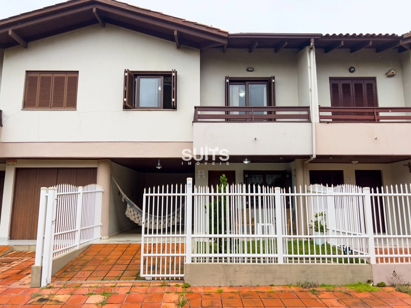 Excelente duplex a uma quadra do mar: 1ª foto da galeria de imagens do imóvel