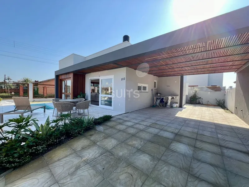 Excelente casa de Esquina na praia de Arpoador em Xangri-Lá: 2ª foto da galeria de imagens do imóvel