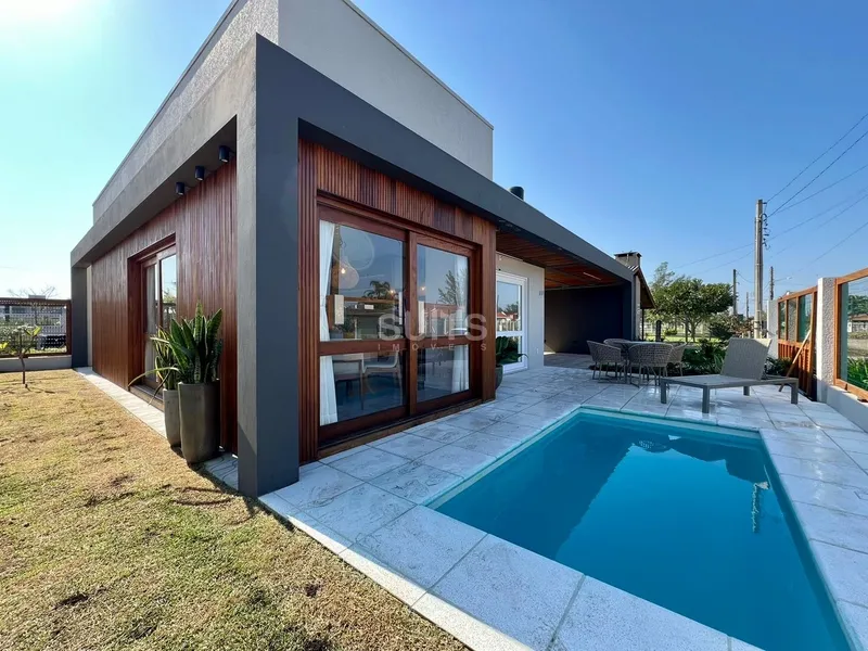 Excelente casa de Esquina na praia de Arpoador em Xangri-Lá: 3ª foto da galeria de imagens do imóvel