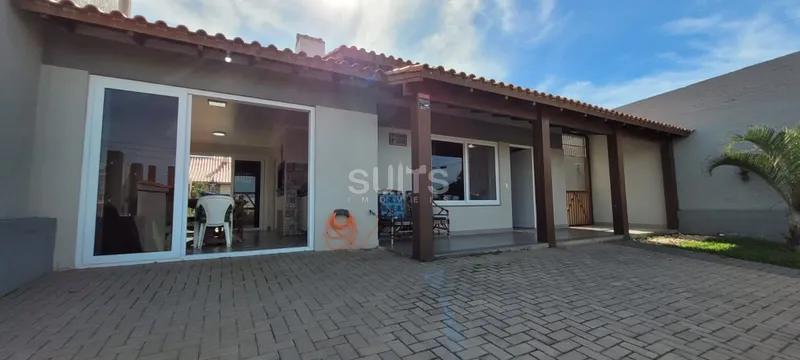 Excelente casa à 50 metros do mar na praia de Rainha do Mar: 2ª foto da galeria de imagens do imóvel