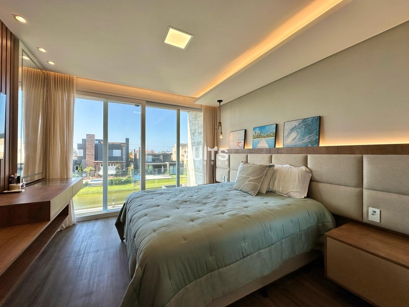 Excelente sobrado beira lago à venda no condomínio Riviera: 25ª foto da galeria de imagens do imóvel