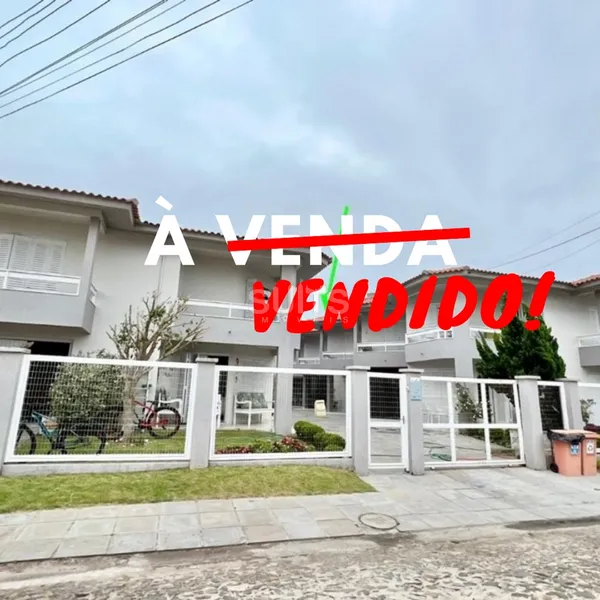 Excelente sobrado à 01 quadra do mar no Centro de Xangri-Lá: 1ª foto da galeria de imagens do imóvel