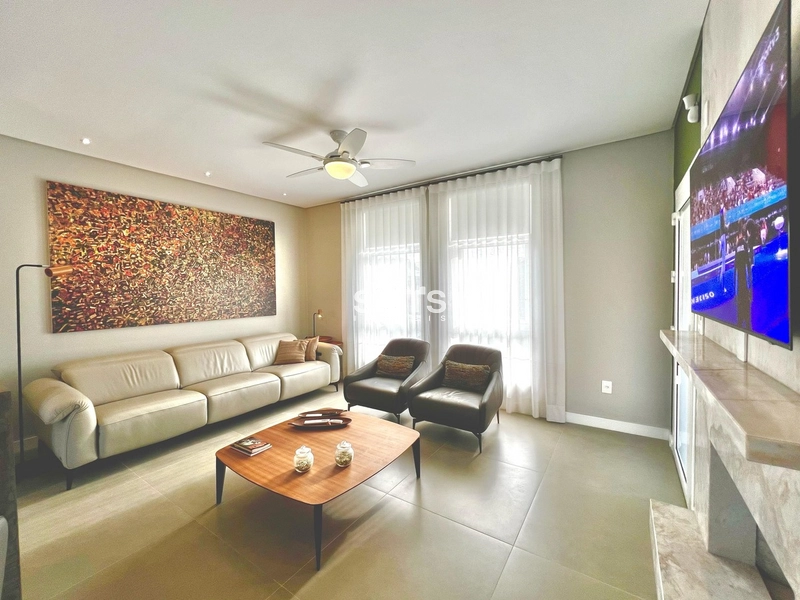 Excelente casa à venda no centro de Xangri-lá: 8ª foto da galeria de imagens do imóvel