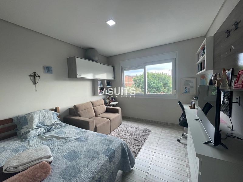 Excelente Sobrado à venda em Xangri-lá, região de moradores e comércio: 12ª foto da galeria de imagens do imóvel