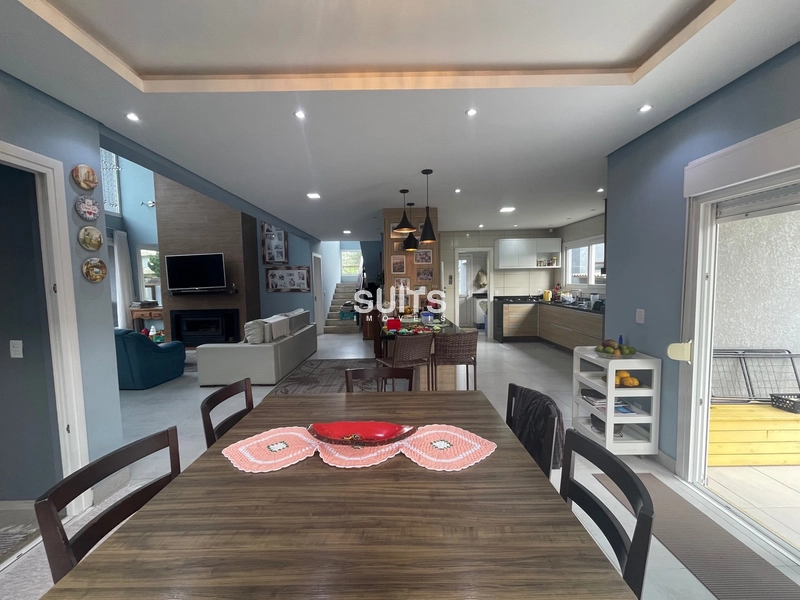 Excelente Sobrado à venda em Xangri-lá, região de moradores e comércio: 24ª foto da galeria de imagens do imóvel