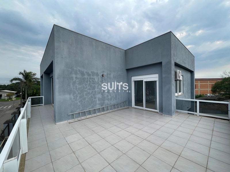 Excelente Sobrado à venda em Xangri-lá, região de moradores e comércio: 9ª foto da galeria de imagens do imóvel