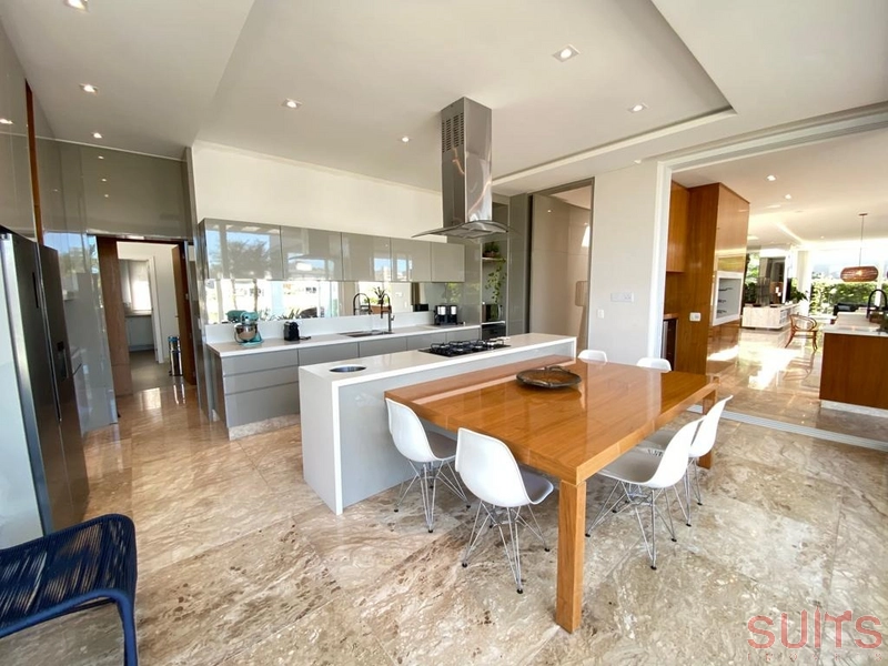 Magnífica mansão com 2 lotes no condomínio Bosques de Atlântida: 26ª foto da galeria de imagens do imóvel