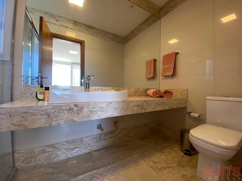 Magnífica mansão com 2 lotes no condomínio Bosques de Atlântida: 96ª foto da galeria de imagens do imóvel