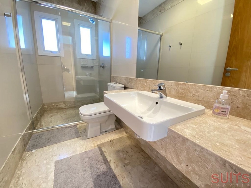 Magnífica mansão com 2 lotes no condomínio Bosques de Atlântida: 77ª foto da galeria de imagens do imóvel