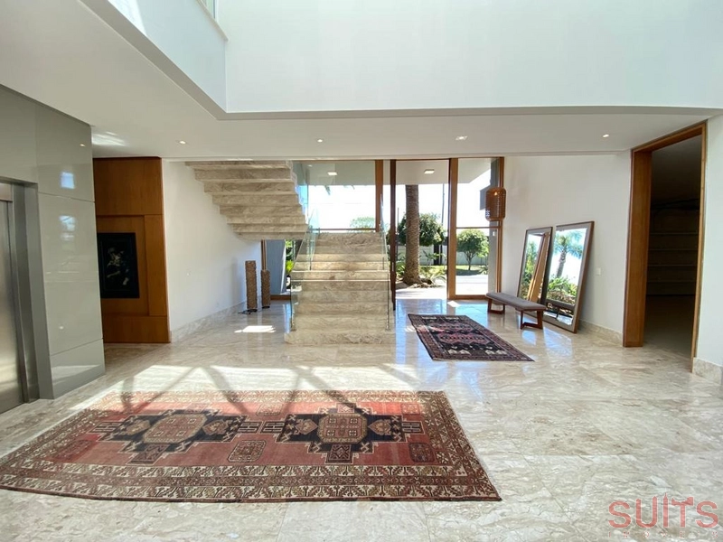 Magnífica mansão com 2 lotes no condomínio Bosques de Atlântida: 10ª foto da galeria de imagens do imóvel