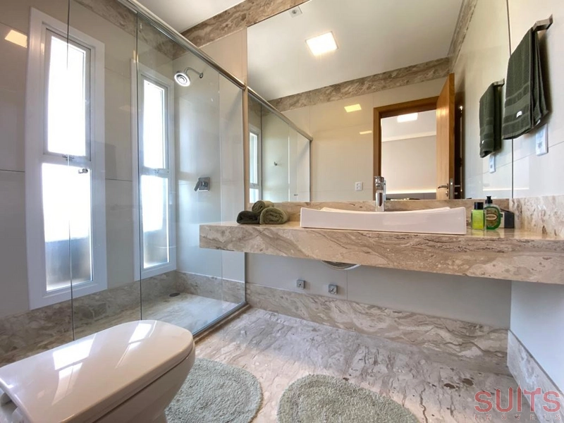 Magnífica mansão com 2 lotes no condomínio Bosques de Atlântida: 92ª foto da galeria de imagens do imóvel