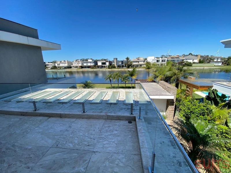 Magnífica mansão com 2 lotes no condomínio Bosques de Atlântida: 65ª foto da galeria de imagens do imóvel