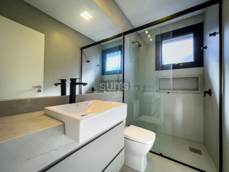 Excelente sobrado nas margens do lago no condomínio Enseada: 47ª foto da galeria de imagens do imóvel