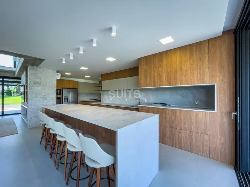 Excelente sobrado nas margens do lago no condomínio Enseada: 17ª foto da galeria de imagens do imóvel