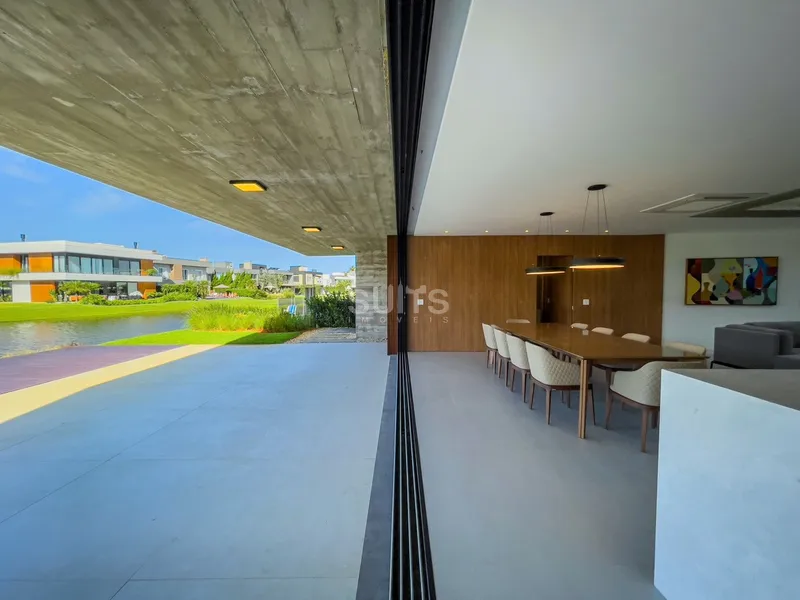 Excelente sobrado nas margens do lago no condomínio Enseada: 23ª foto da galeria de imagens do imóvel