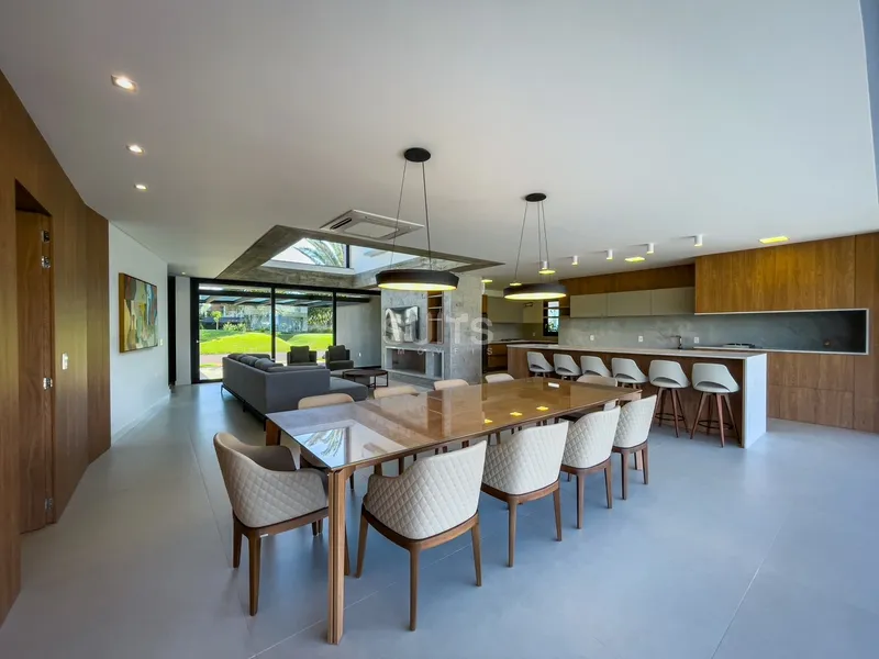 Excelente sobrado nas margens do lago no condomínio Enseada: 13ª foto da galeria de imagens do imóvel