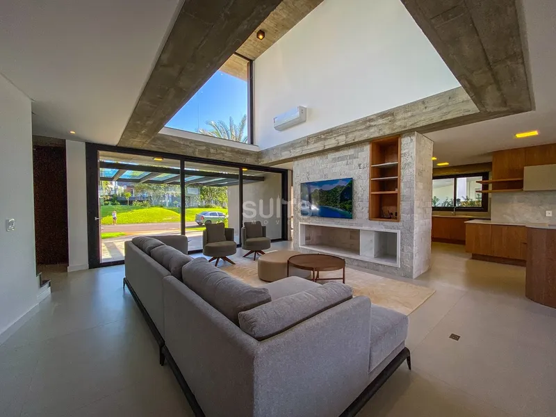 Excelente sobrado nas margens do lago no condomínio Enseada: 6ª foto da galeria de imagens do imóvel