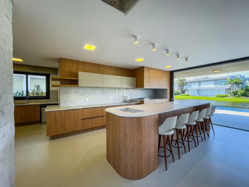 Excelente sobrado nas margens do lago no condomínio Enseada: 16ª foto da galeria de imagens do imóvel