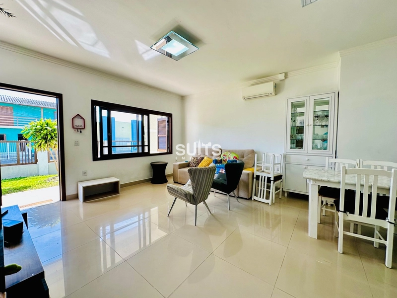 Excelente casa à venda na praia de Rainha do Mar em Xangri-Lá: 7ª foto da galeria de imagens do imóvel