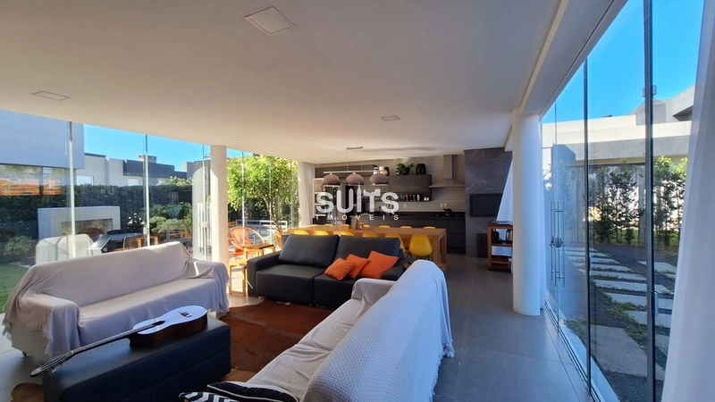 Excelente sobrado à venda no condomínio Sea Coast: 4ª foto da galeria de imagens do imóvel