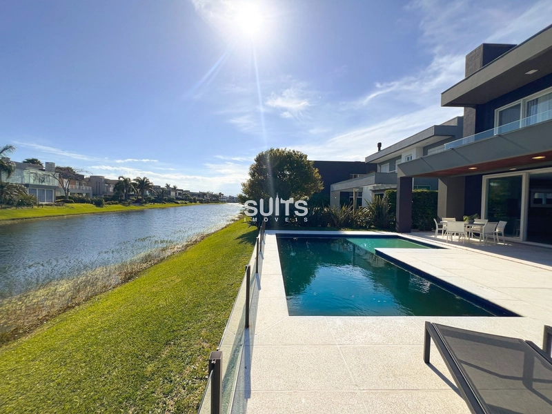 Excelente sobrado beira lago no condomínio Enseada: 23ª foto da galeria de imagens do imóvel